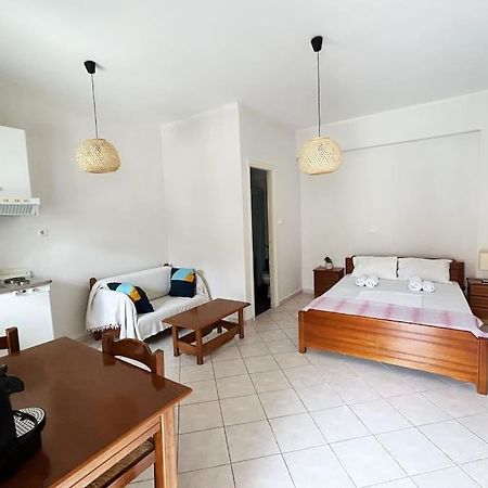 Cozy Studio In Skala, Agistriアパートメント エクステリア 写真