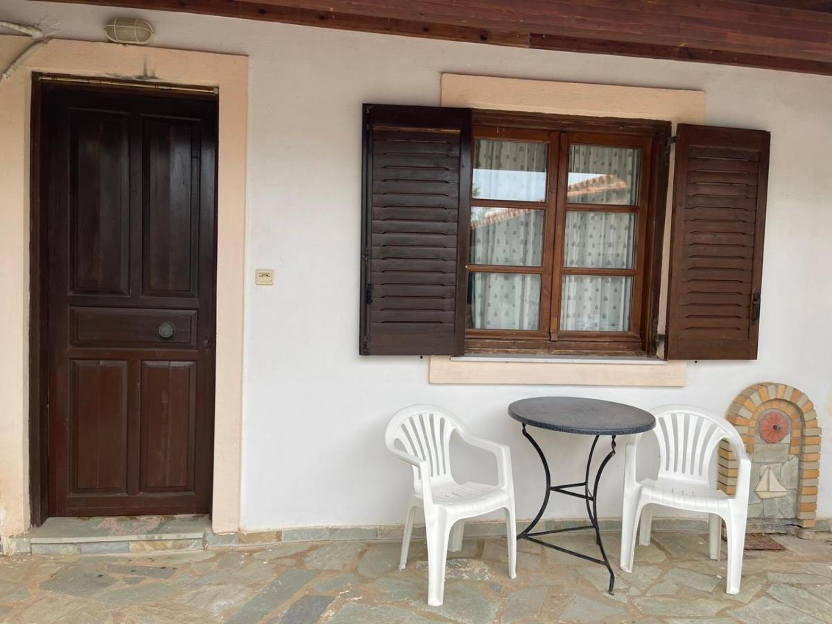 Cozy Studio In Skala, Agistriアパートメント エクステリア 写真